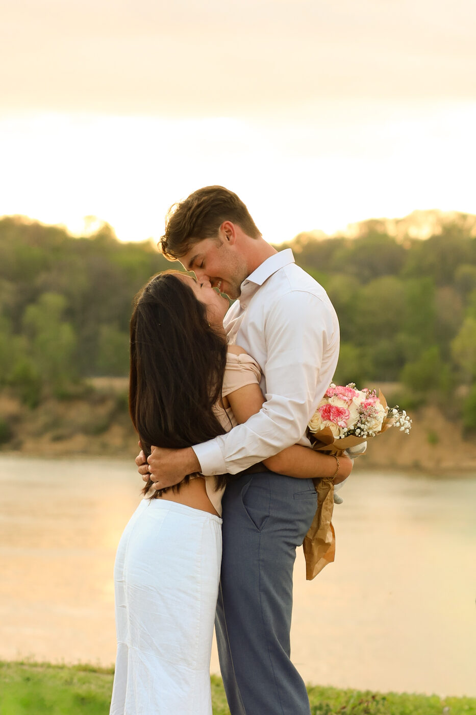 Couples photography by Hannah Wolfe